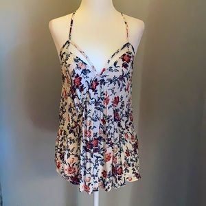 Sexy floral tank top with adjustable straps